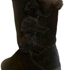 BearPaw Romeo & Juliette style size 7